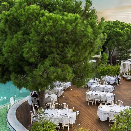Club Prive By Rixos 5*