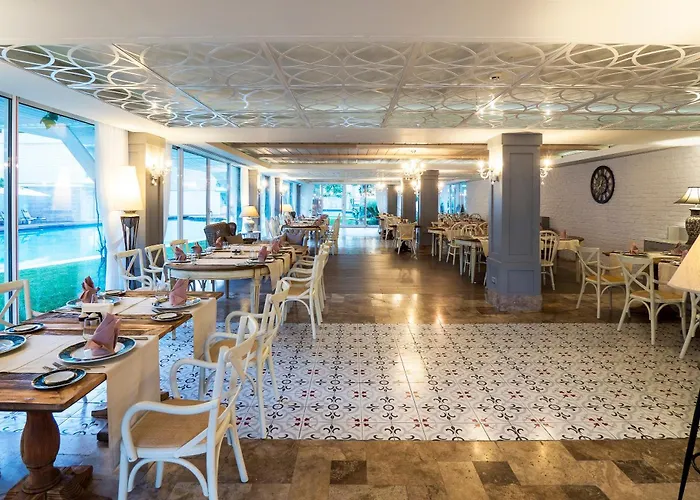 كلوب برايف باي ريكسوز