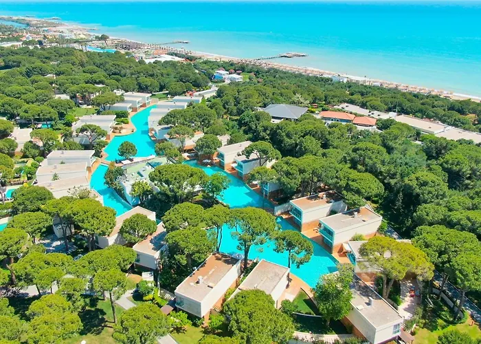 فندق كلوب برايف باي ريكسوز