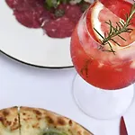 فندق كلوب برايف باي ريكسوز