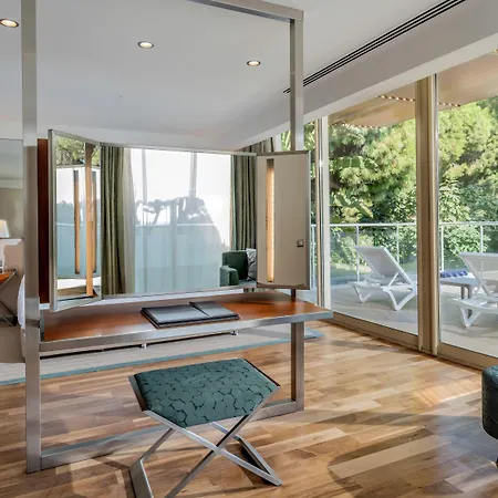 클럽 프라이브 바이 릭소스 벨렉 베렉